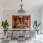 Iflat New Prestigious & Elegant Apartmán