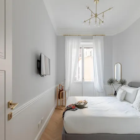 Iflat New Prestigious & Elegant Apartmán *